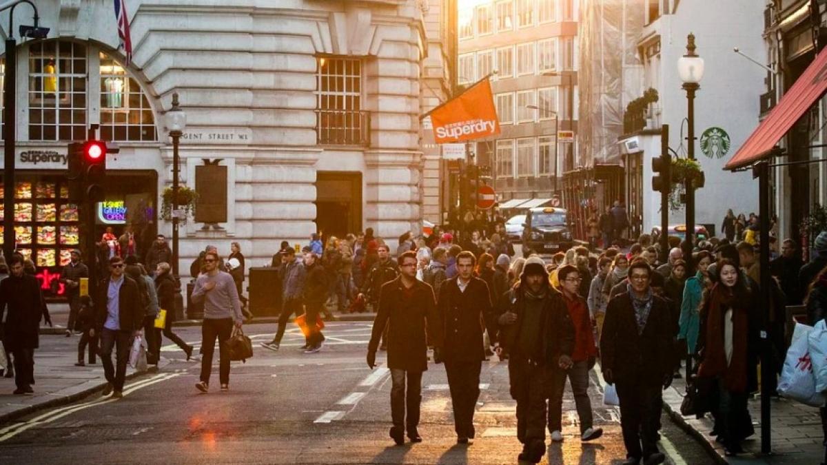 aglomeratie_urbana_oras_20194700