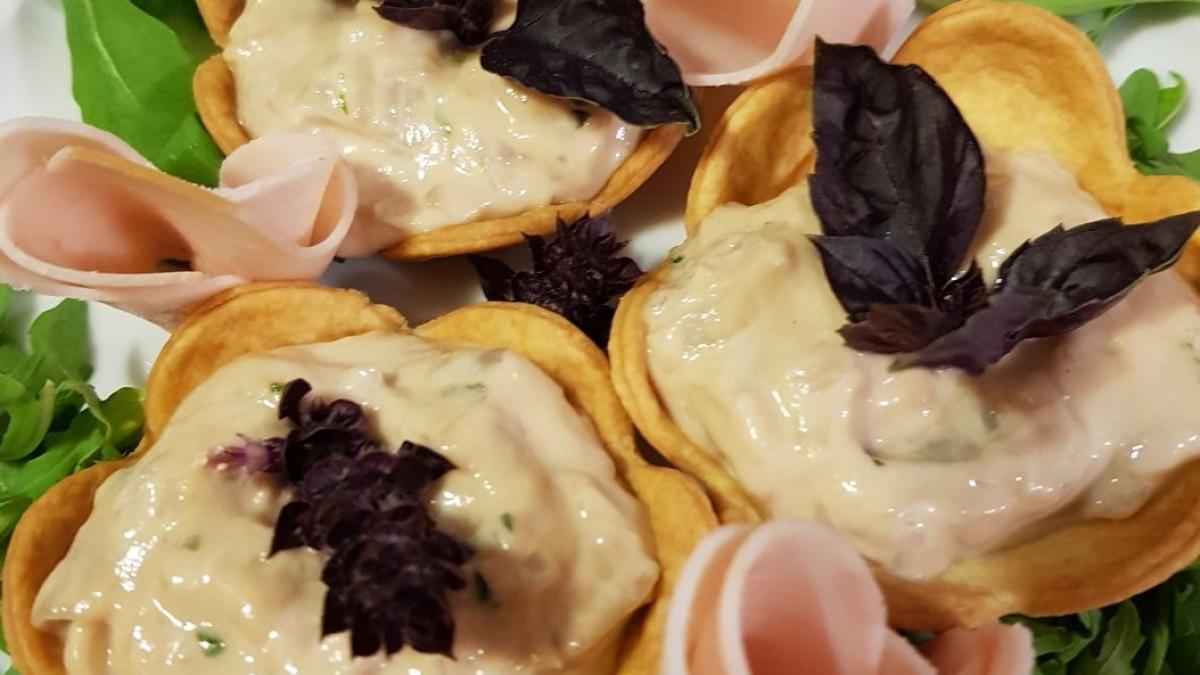 ceapa-cu-ton_20407200