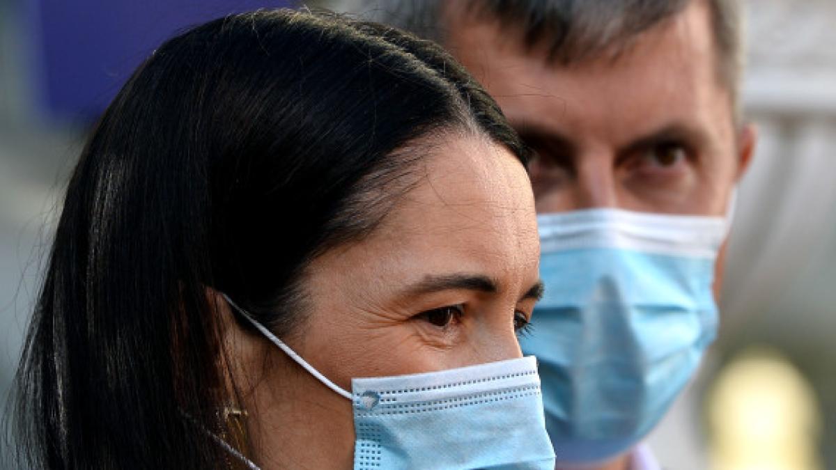 armand-barna-masca_81740400