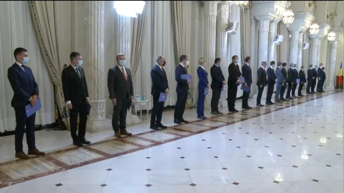 captura-de-ecran-din-2020-12-23-la-20-08-00_36593700