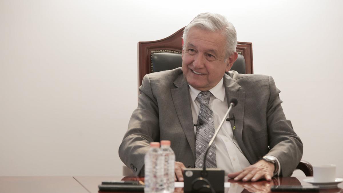 andres-manuel-lopez-obrado-fb_07387100