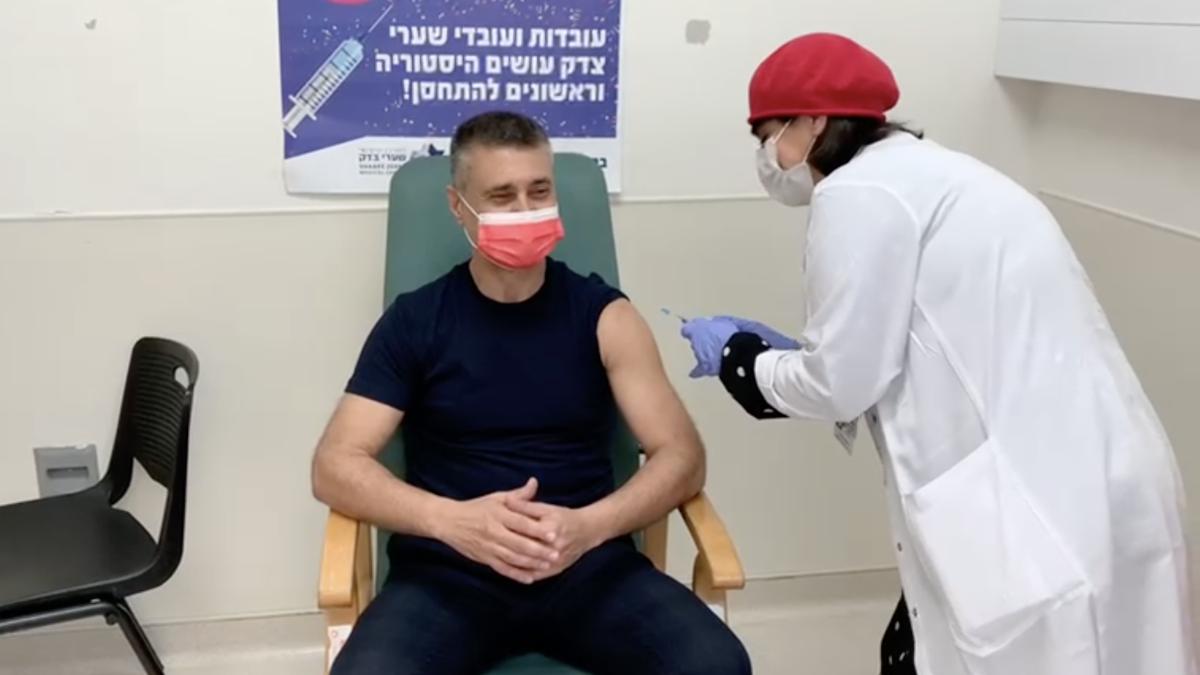 david-saranga-vaccinare-covid_41676200