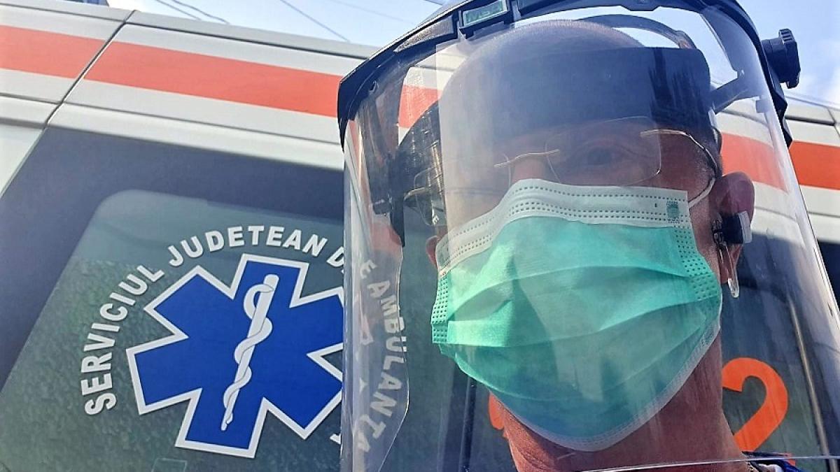 tudor-ciuhodaru-masca-viziera-fb_71929300