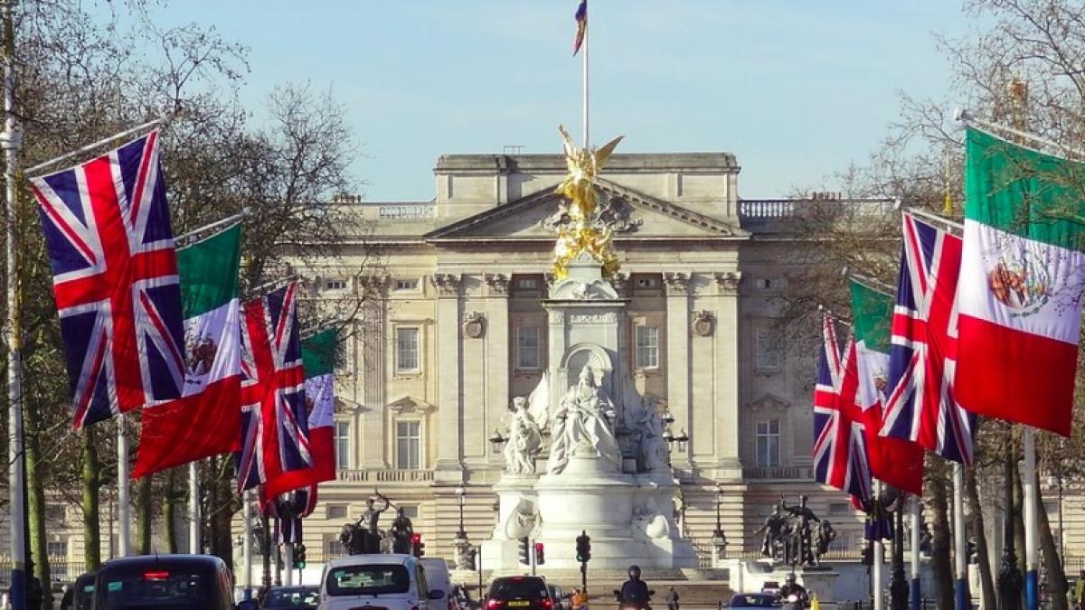 palatul_buckingham_ilustrativ_pxb_2_96674100