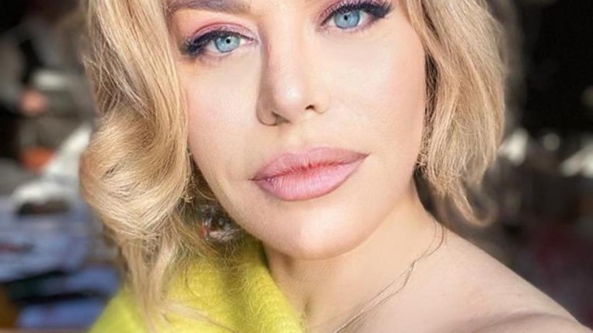 loredana_groza_73513700