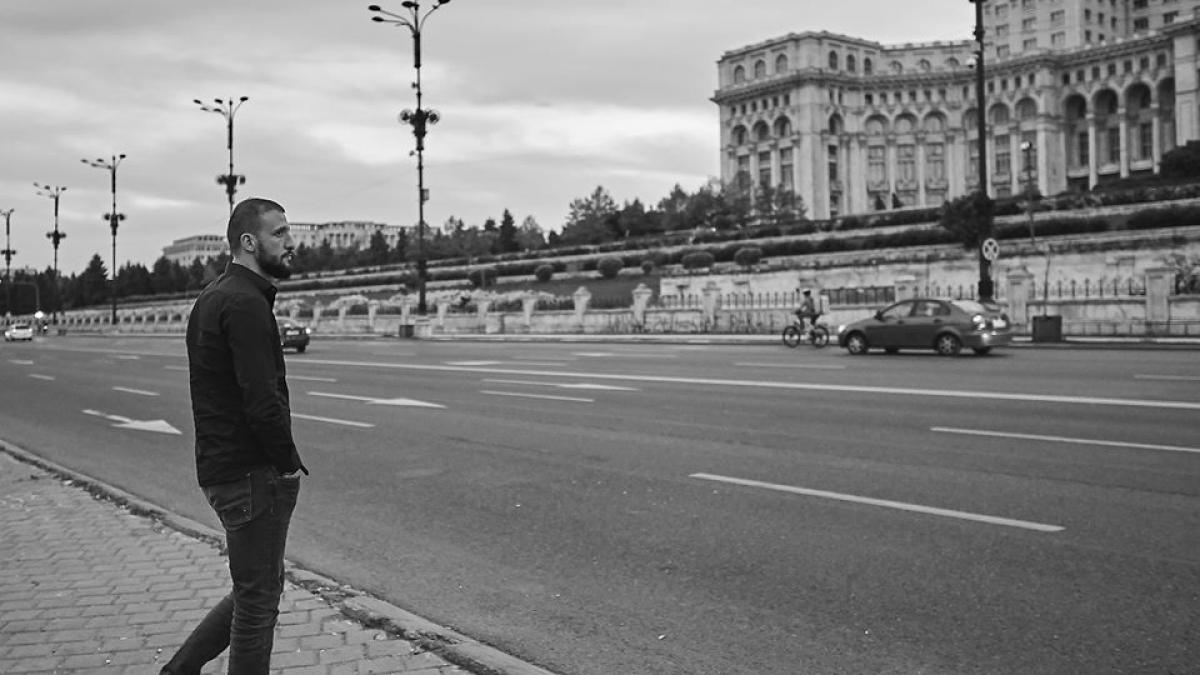 stefan-mandachi_69930300