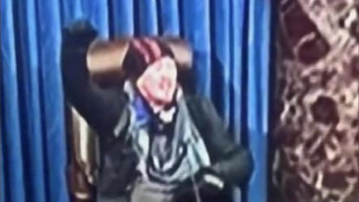 barbat-capitoliu-nancy-pelosi_95802000