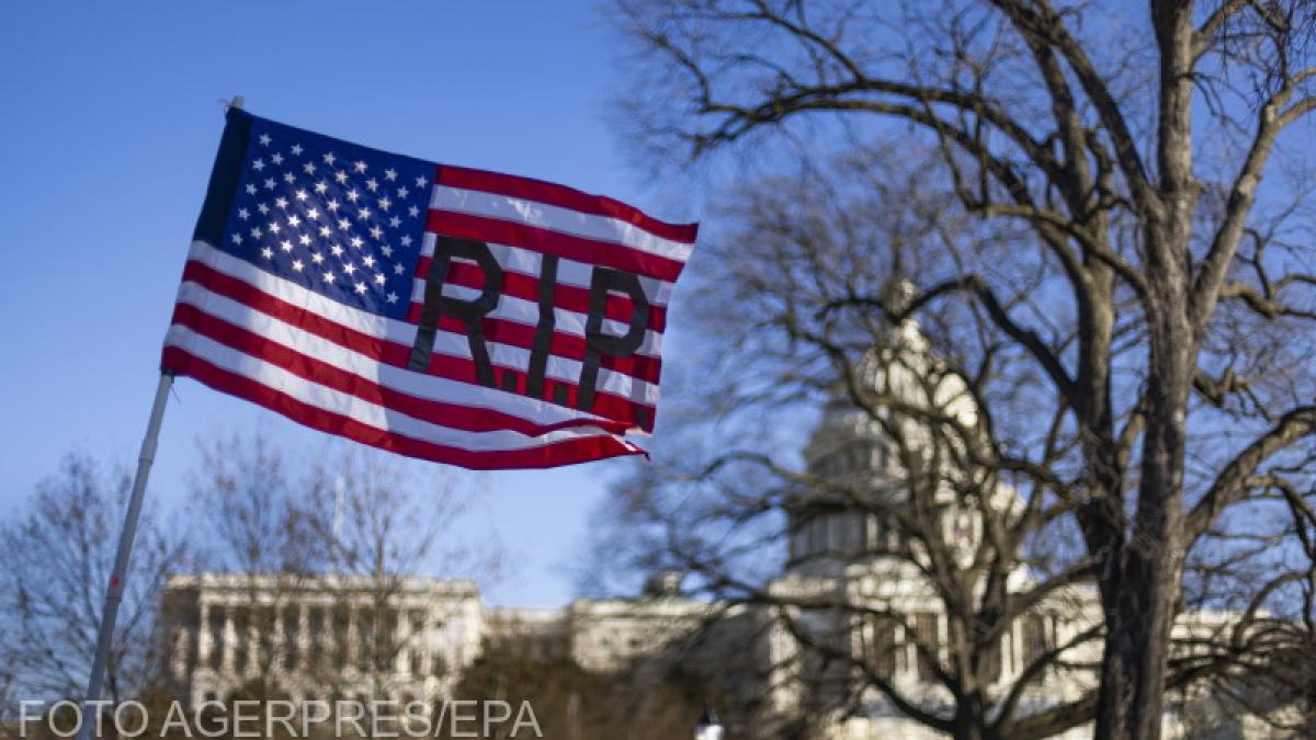 christopher_stanton_sinucidere_agerpres_66644200