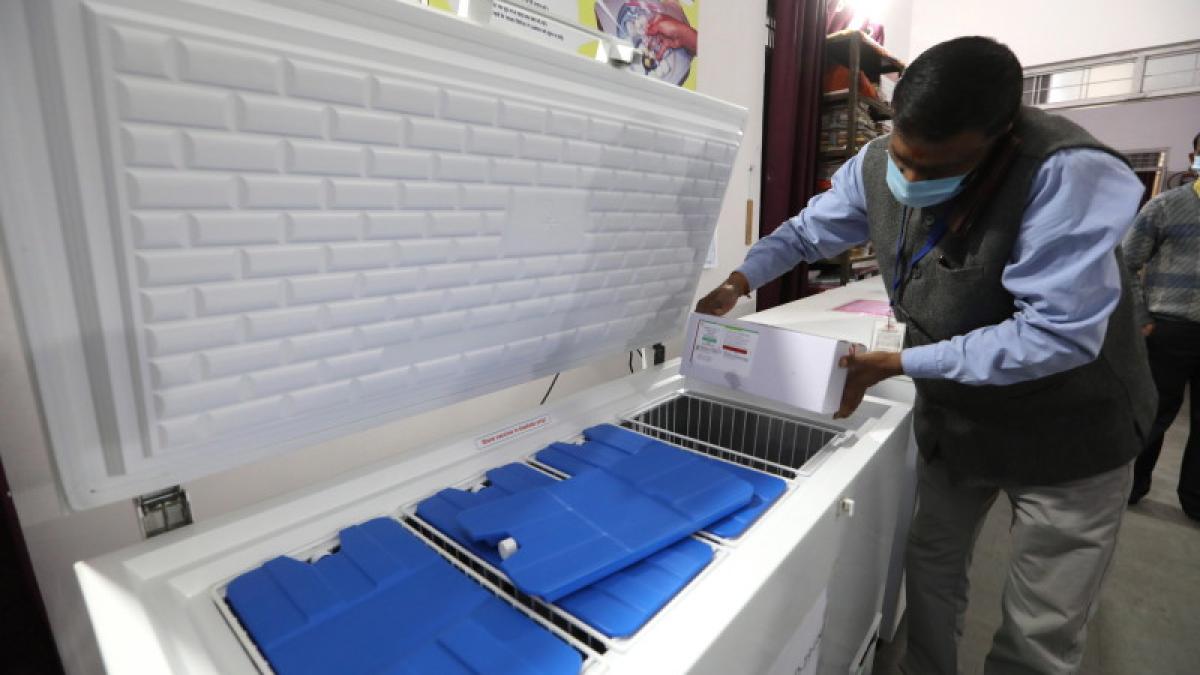 stocuri-vaccin-ebola-vaccinare-unicef-oms-agerpres_75031400