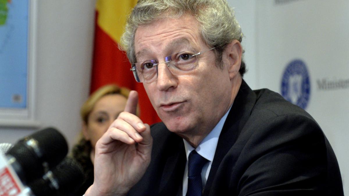 campanie-vaccinare-romania-streinu-cercel-agerpres_33586000