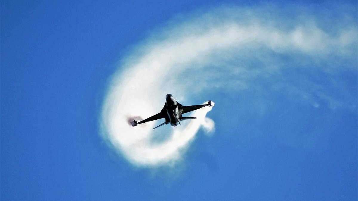 avion-f16-joe-ambrogio-from-pexels_73842200