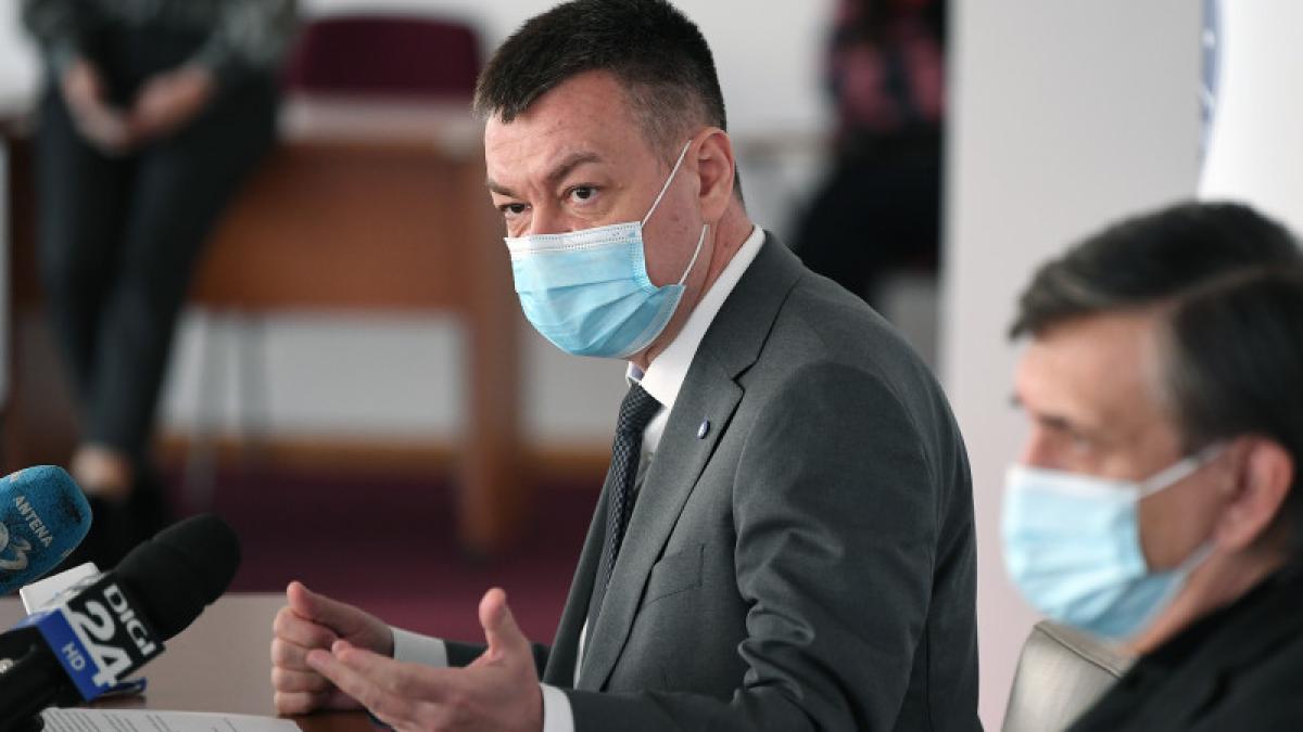 poezia-la-steaua--a-lui-mihai-eminescu--in-interpretarea-lui-bogdan-gheorghiu--ministrul-culturii--a-povestit-o--in-loc-sa-o-recite_52869300