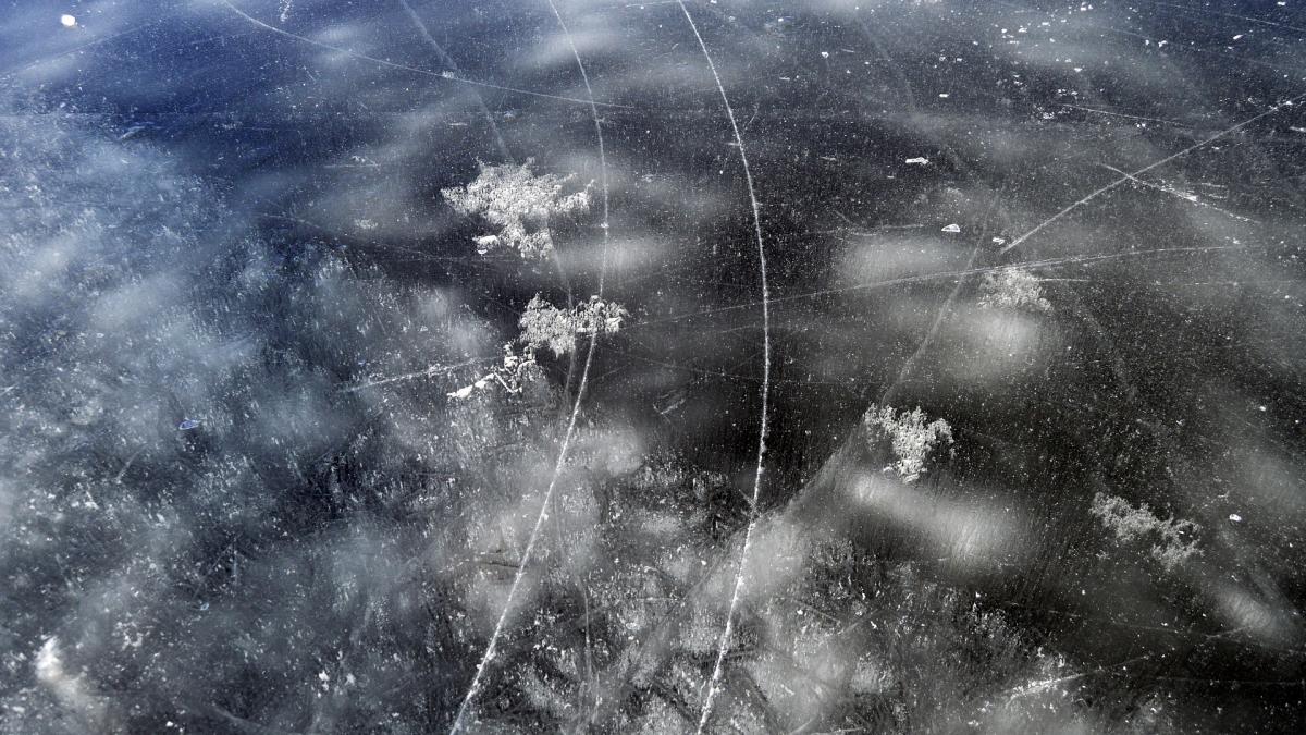 lac_inghetat_brasov_pixabay_12674700