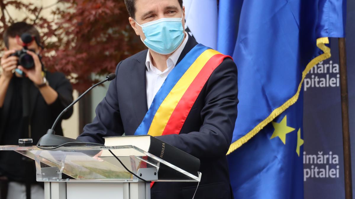 nicusor-dan-revine-asupra-declaratiei-despre-temperatura-din-case_44393000