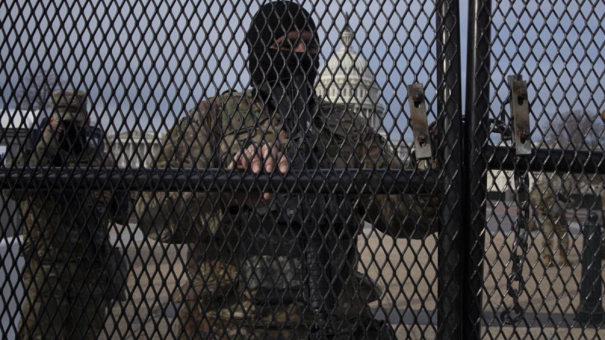 25-000_soldati_garda_nationala_in_washington_dc_11700300