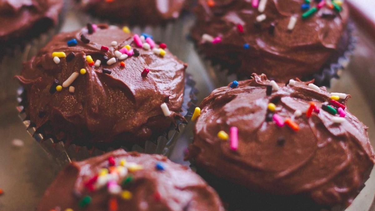 femeie_arestata_pentru_prajituri_egipt_65671600