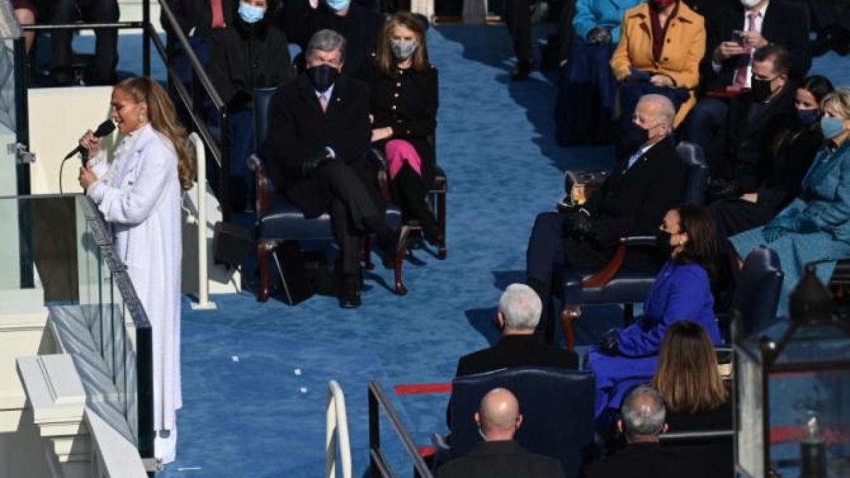 lopez-biden_77536800