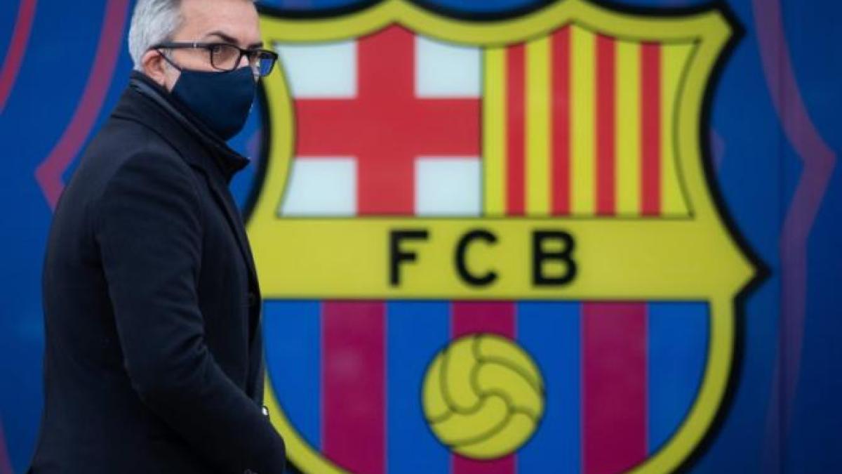 victor_font_fc_barcelona_kylian_mbappe_28401500