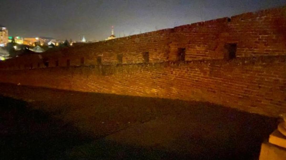 partea-intunecata-a-cetatii-alba-carolina---foto_30164200