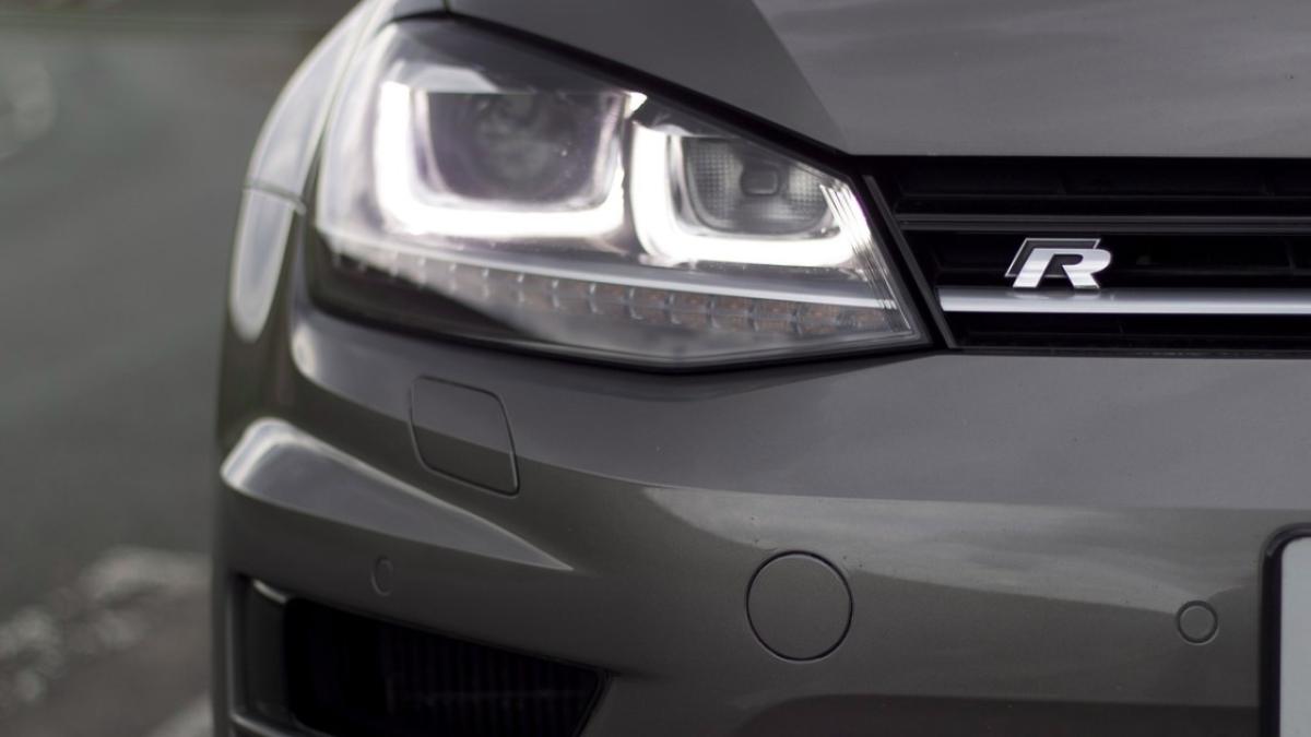 volkswagen_golf_dispare_din_sua_46218600