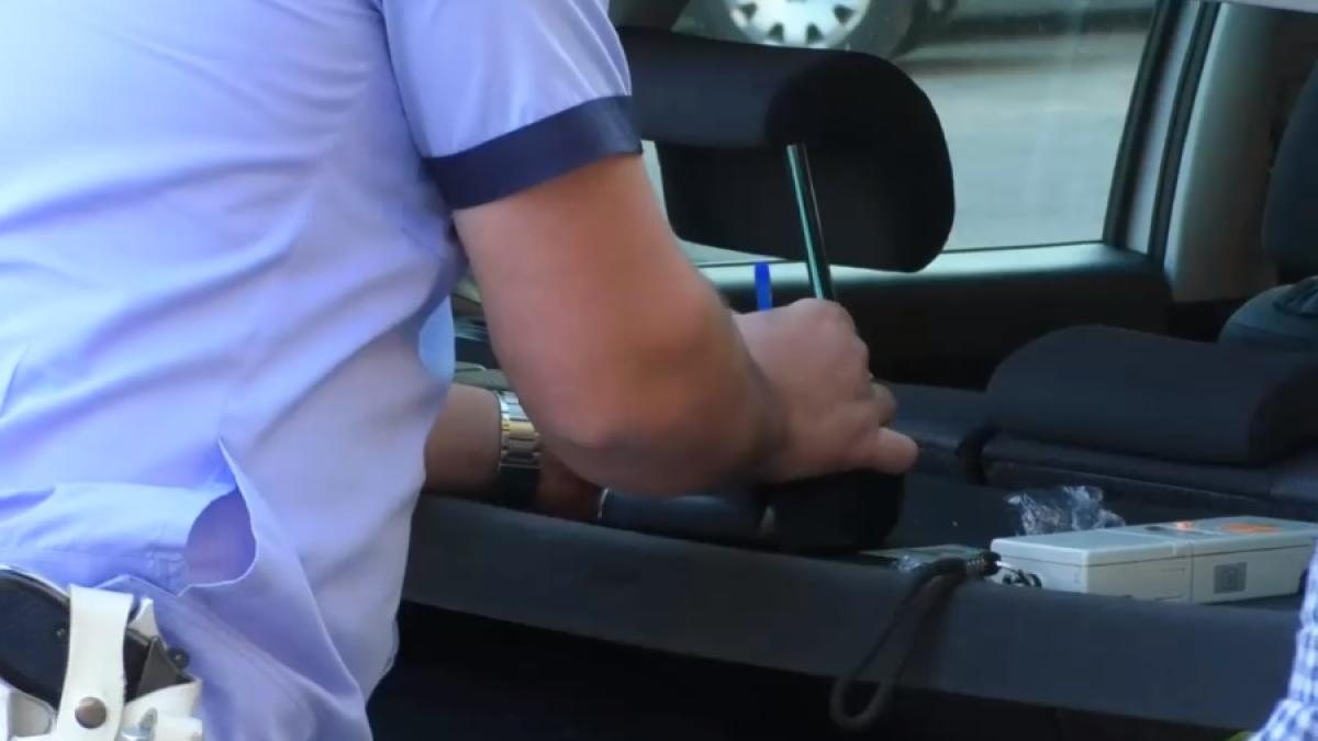 chef-ilegal-in-bucuresti--comisar-sef-si-prim-procuror--printre-petrecareti--ptb--reactie--patru-procurori-se-aflau-in-restaurantul-din-centrul-vechi--fara-vreo-legatura-cu-ceilalti-clienti_62344200