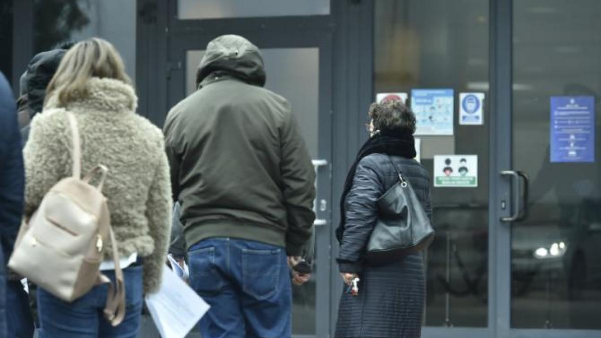 programare_vaccin_covid-19_amanat_71989800