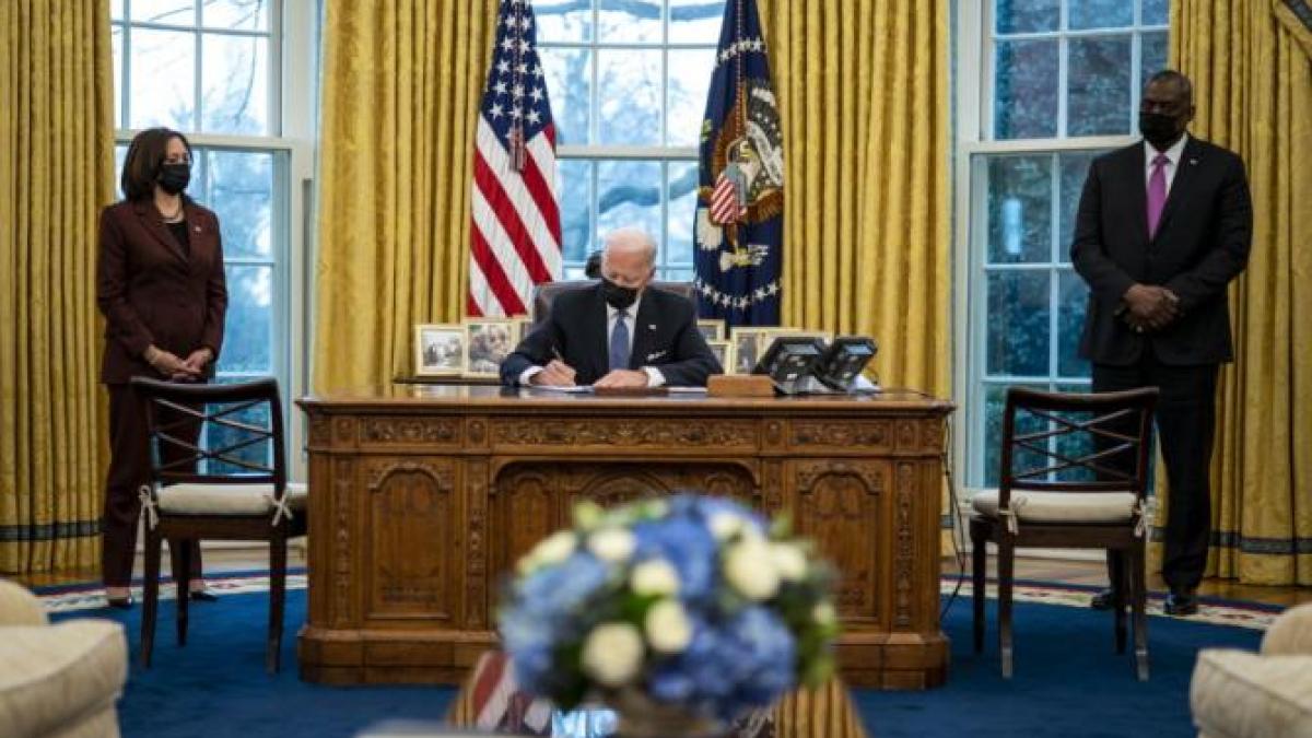 joe_biden_anunta_masini_electrice_guvern_sua_48077600