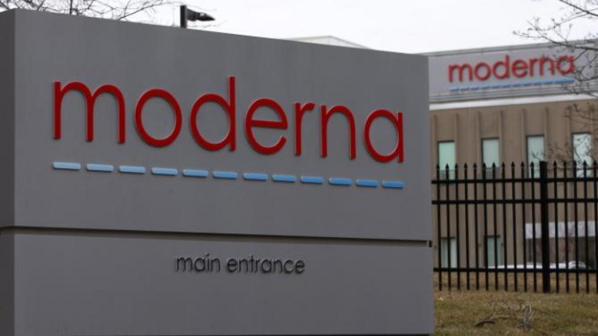 oms-a-aprobat-administrarea-in-doua-doze-a-vaccinului-anti-covid-19-produs-de-moderna_37392900