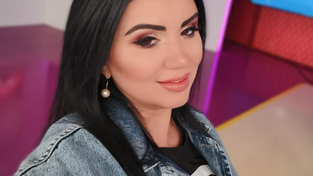 de-ce-nu-vrea-nunta-adriana-bahmuteanu-cu-iubitul-grec_31659900