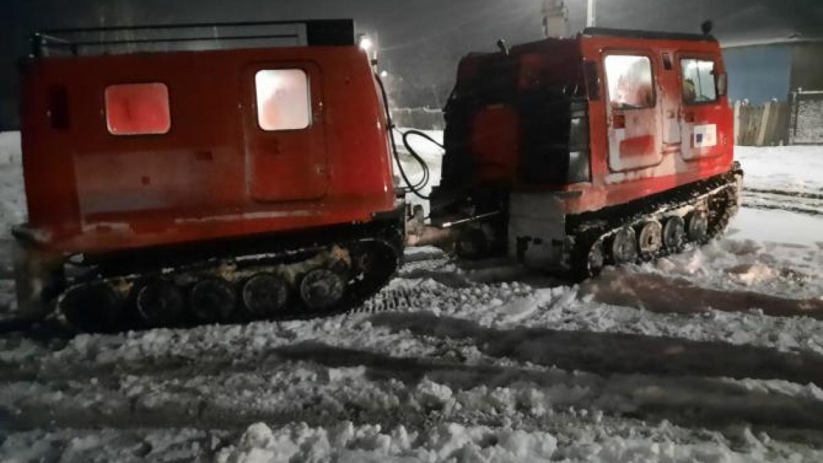 senilata-persoane-salvate-din-zapezi_24268000