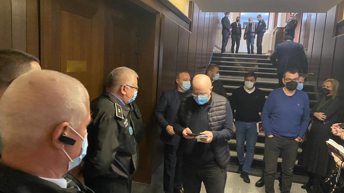 situatie-fara-precedent-la-primaria-generala-din-cauza-lui-nicusor-dan_72232000