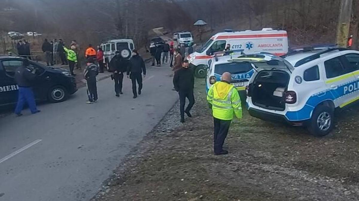 copil-de-doi-ani--dispaprc-ccprc-86rut-la-saprc-ccprc-82mbotin--judetprc-ccprc-a6ul-gorj--fortprc-ccprc-a6e-impresionante-au-fost-mobilizate_87302500