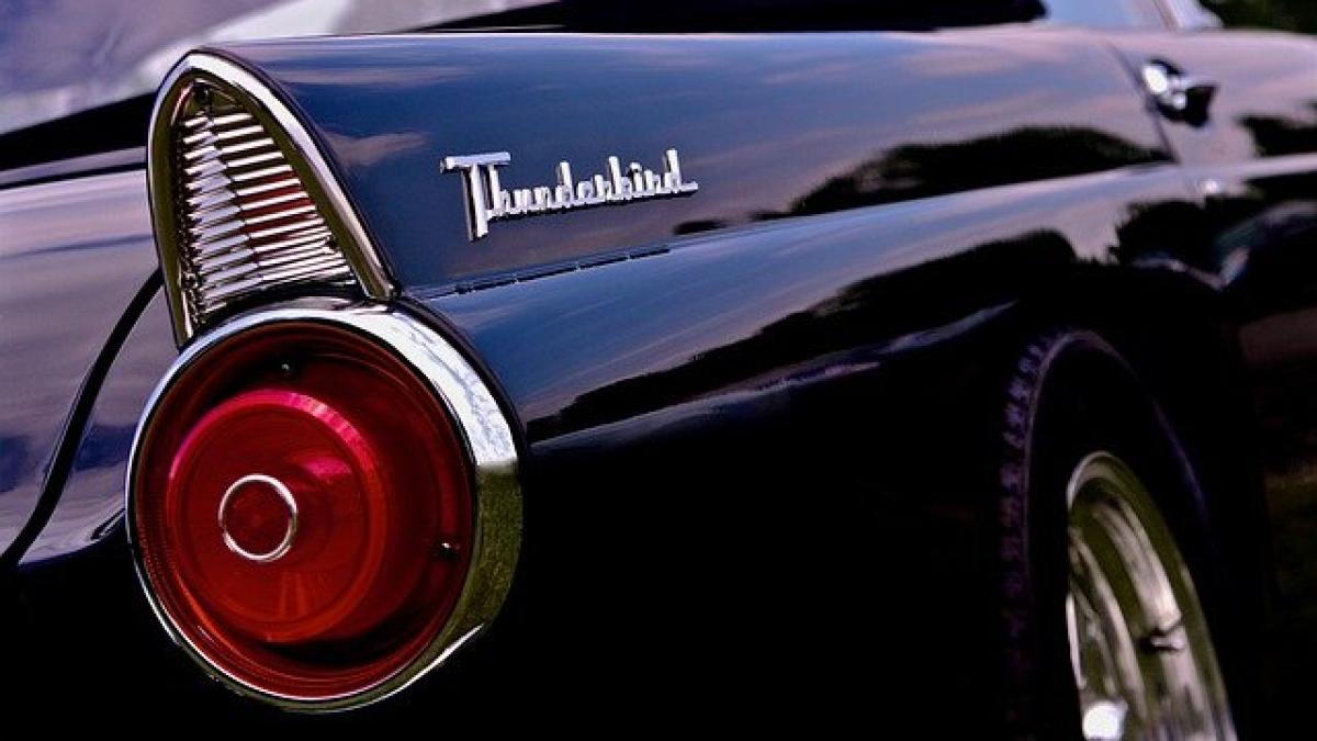 ford--raspuns-senzational-din-sua-pentru-un-medic-din-cluj--propunere-de-nerefuzat-imagini-fabuloase-cu-masinile-din-ani-60_24963500