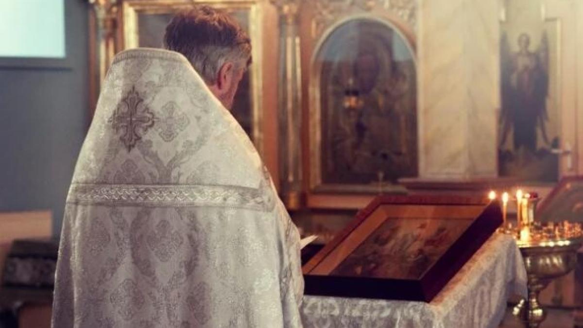 cursuri-de-prim-ajutor-pentru-preoti--cum-se-salveaza-o-persoana-care-se-ineaca--bebelusi--copii-sau-adulti--cursuri-in-intreaga-tara_50870000