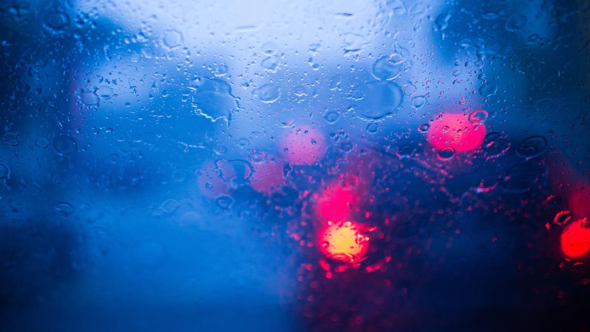 infotrafic--ploaie-torentprc-ccprc-a6ialaprc-ccprc-86-pe-autostrada-a3---trafic-restrictprc-ccprc-a6ionat-pe-dn7_98140500