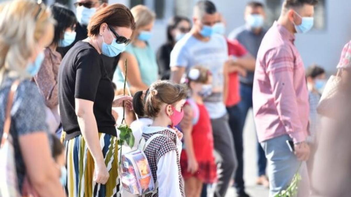 elevi-scoala-sorin-cimpeanu-covid19_39644300