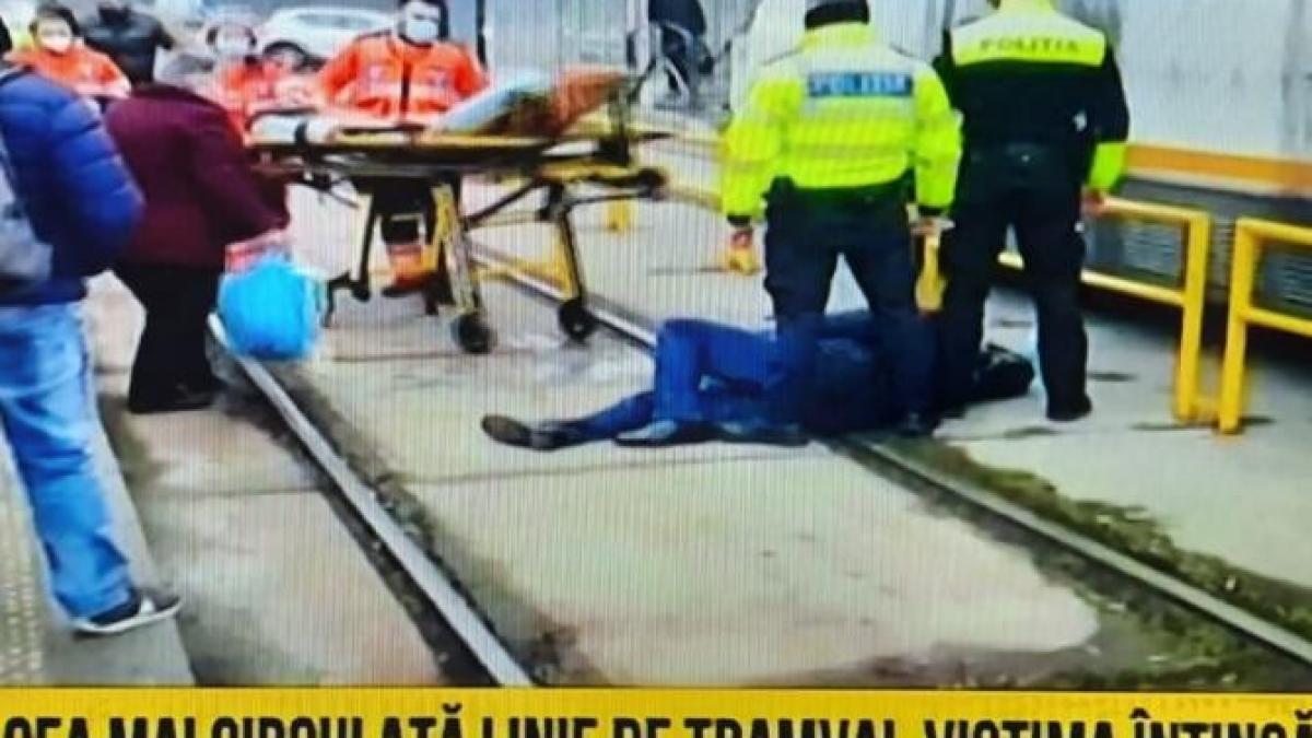 sina-tramvai-oprita-cetatean-rau_31390100