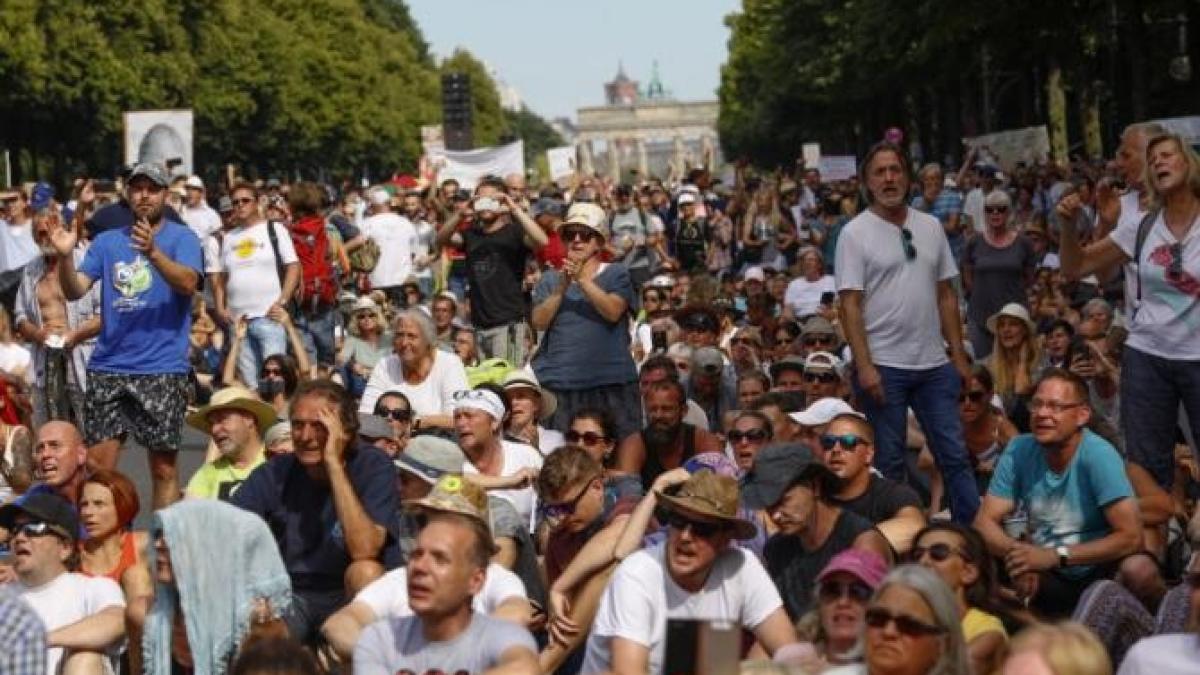 protest-restrictii-covid19-granita-germania-austria_22533100