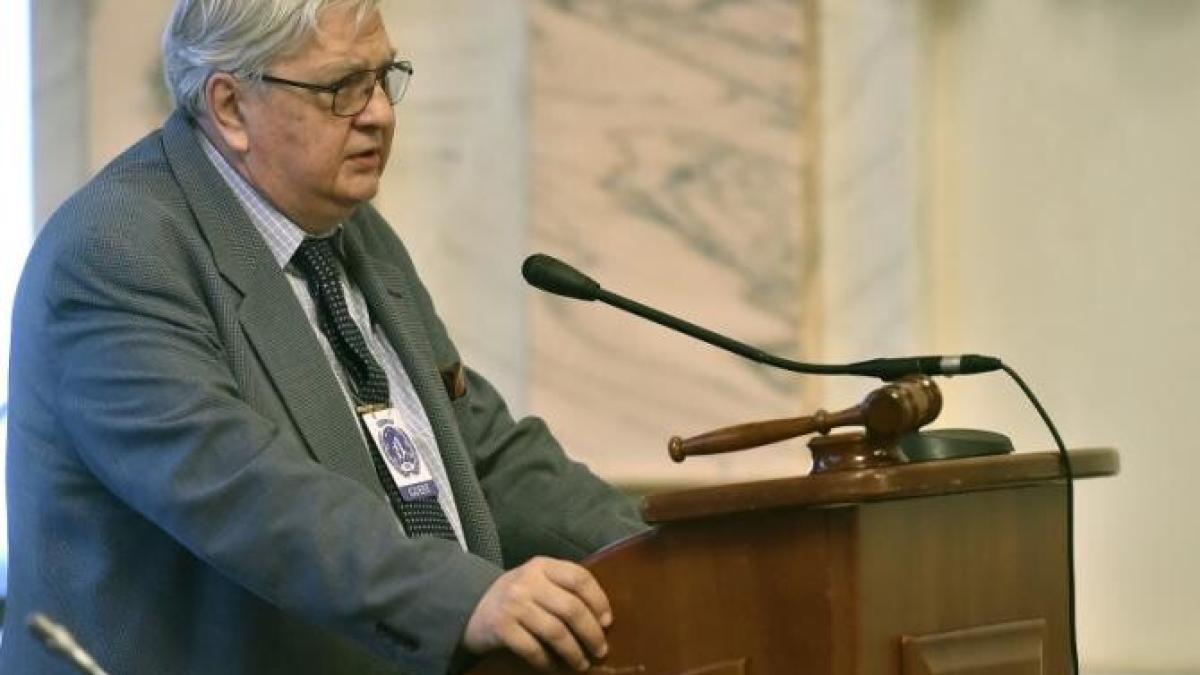 mircea_cosea_salariu_minim_agerpres_15324600