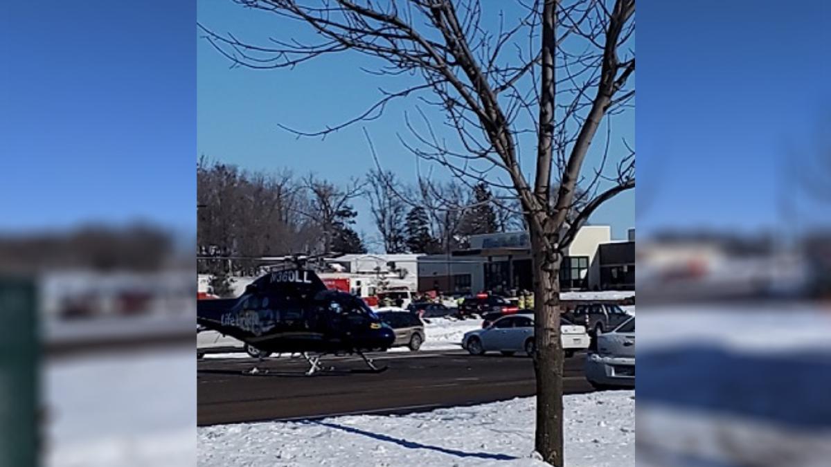 atac-armat-iprc-ccprc-82ntr-o-clinicaprc-ccprc-86-din-sua--mai-mule-persoane-sunt-raprc-ccprc-86nite_41356600