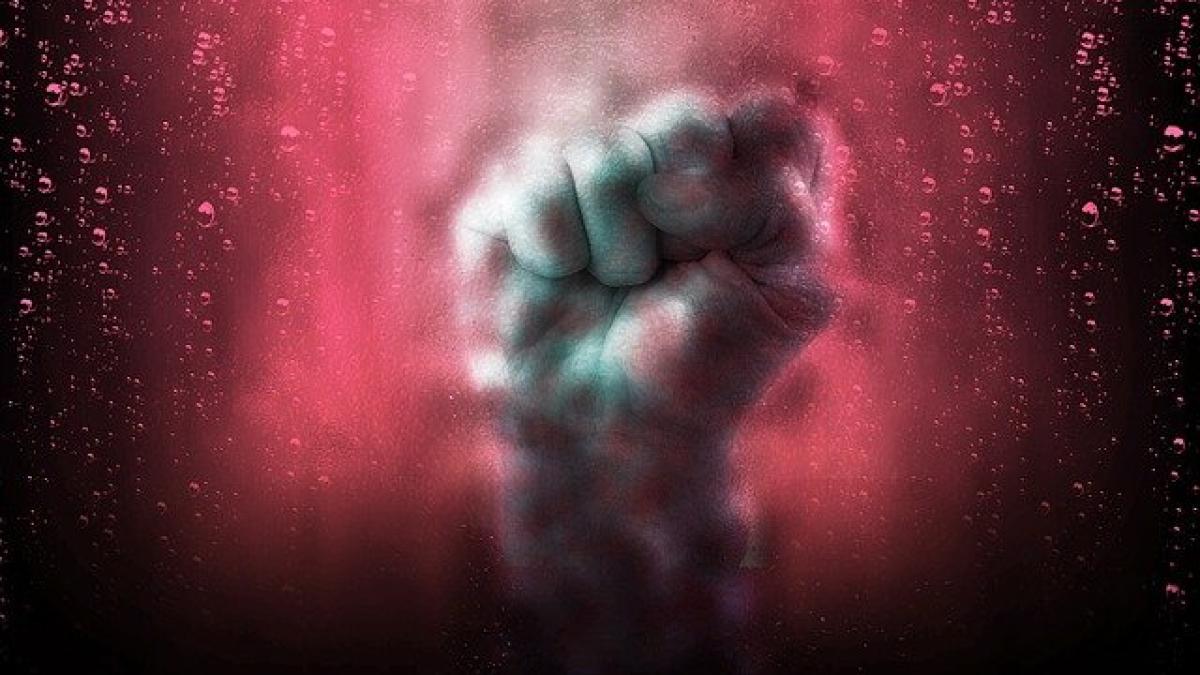 violenta-tata-suceava-copil-batut_56313700