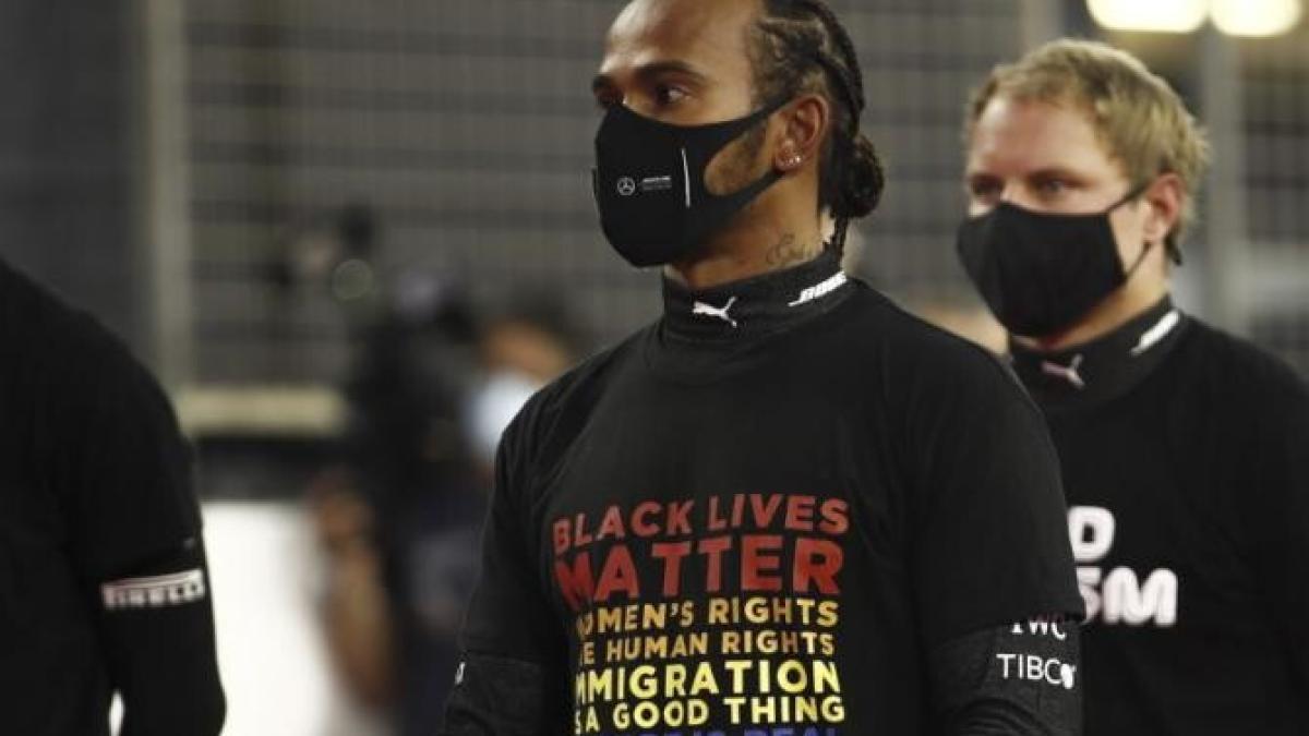 lewis_hamilton_mercedes_pilot_conract_75266800