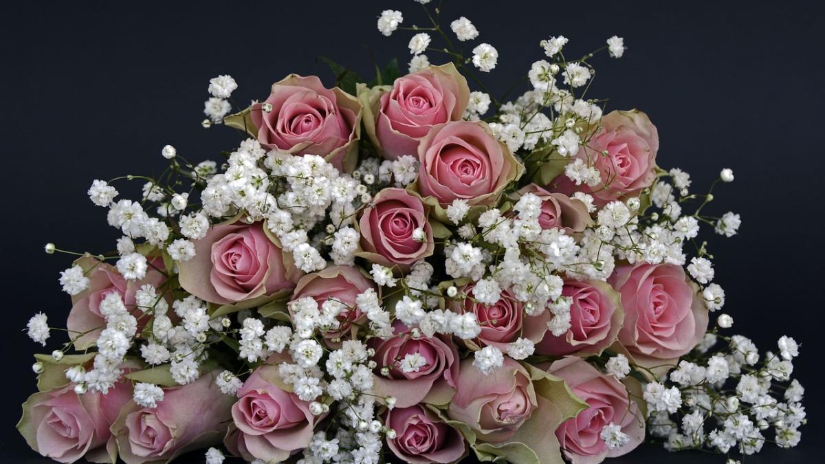 bomba_buchet_trandafiri_brazilia_43710100