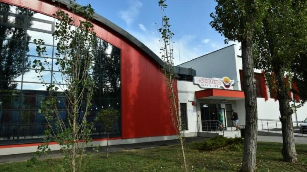 scoala_190_capitala_s4_77045200