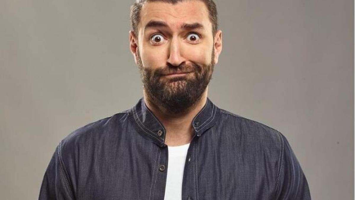 smiley-nu-mai-prezinta-romanii-au-talent-alaturi-de-pavel-bartos_16487300