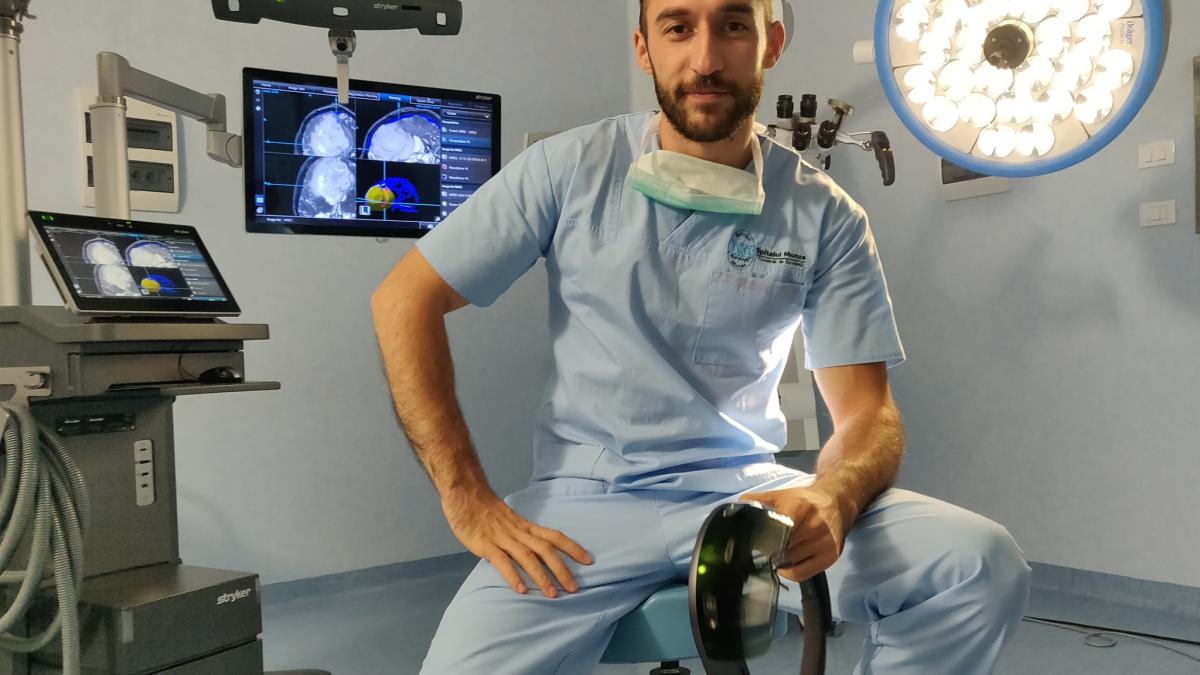 dr-ciobotaru-georgian--medic-rezident-neurochirurg--arata-cum-machianul-poate-influenta-rezultatul-unui-rmn-_10476500