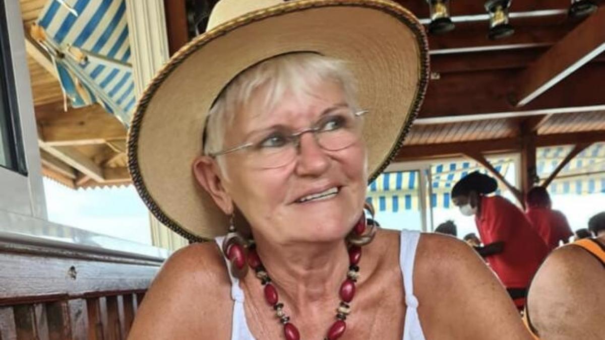 monica-tatoiu-blefaroplastie-bianca-dragusanu_69640800