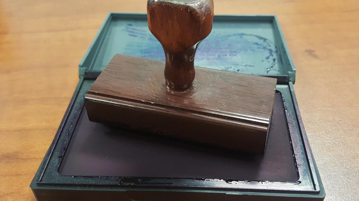 aep_renunta_stampila_pixabay_15347300