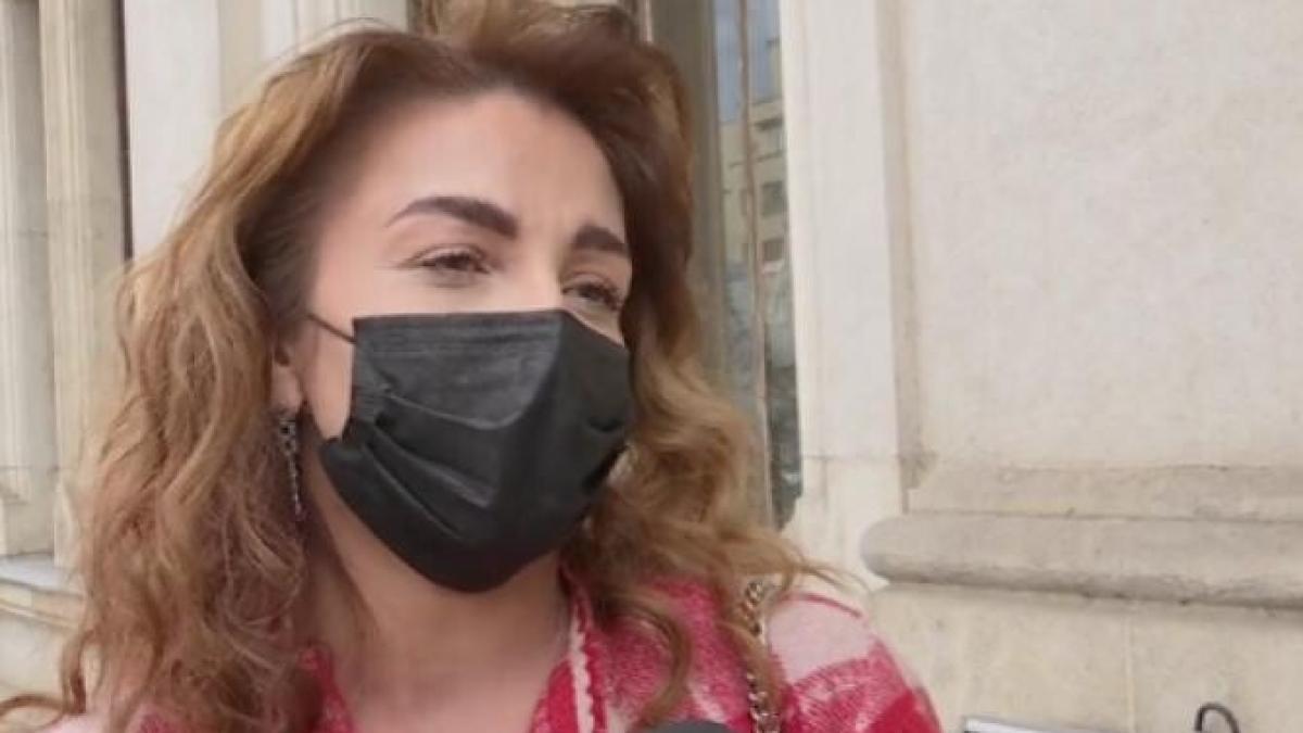 fiica-lui-alin-oprea--probleme-dupa-divortul-parintilor--larisa--fosta-sotie--rupe-tacerea-panarama-sa-se-termine--ne-am-imbolnavit_42260400