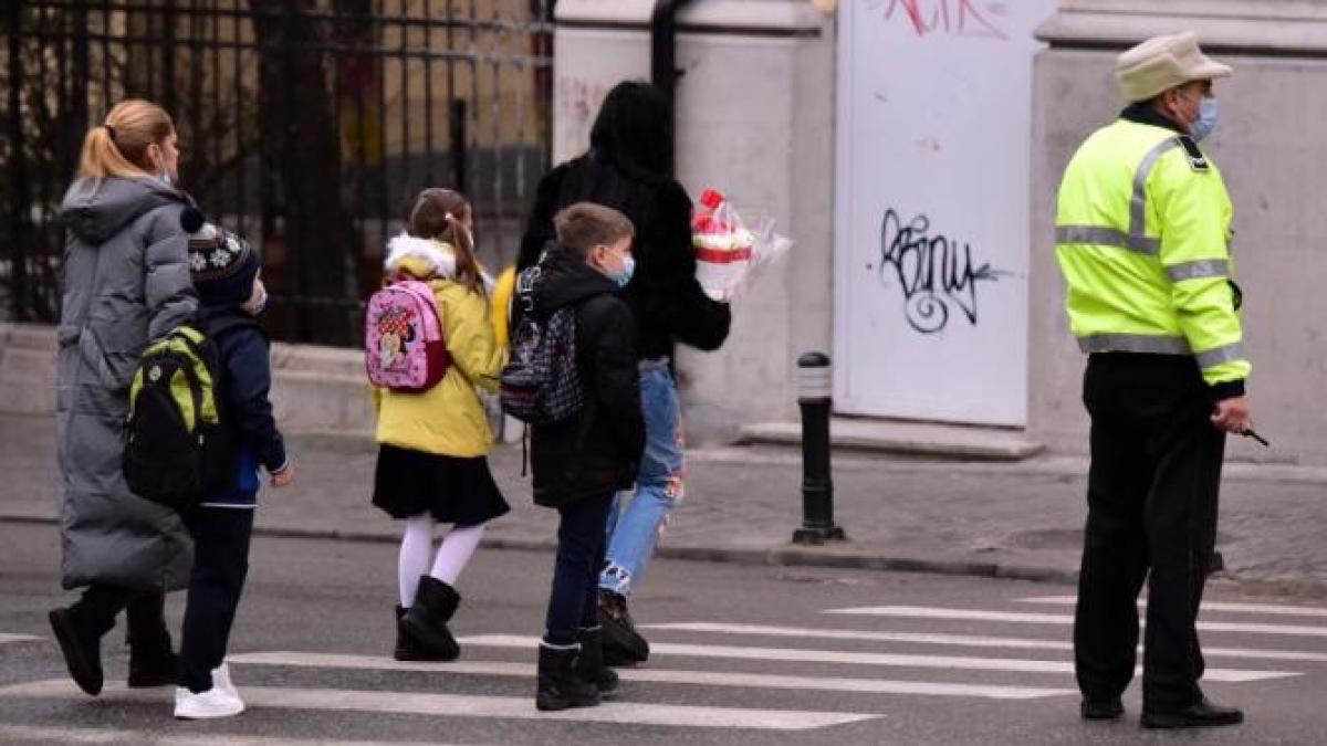 scoli_covid-19_coronavirus_25005200